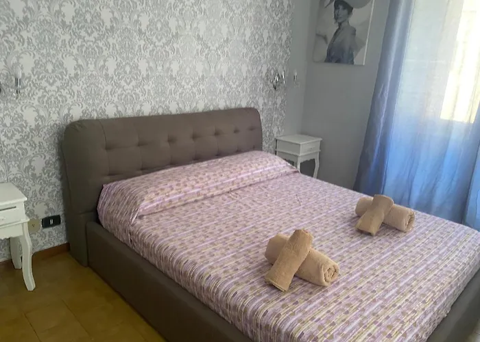 Cozy 2bedroom In Center Of شقة *